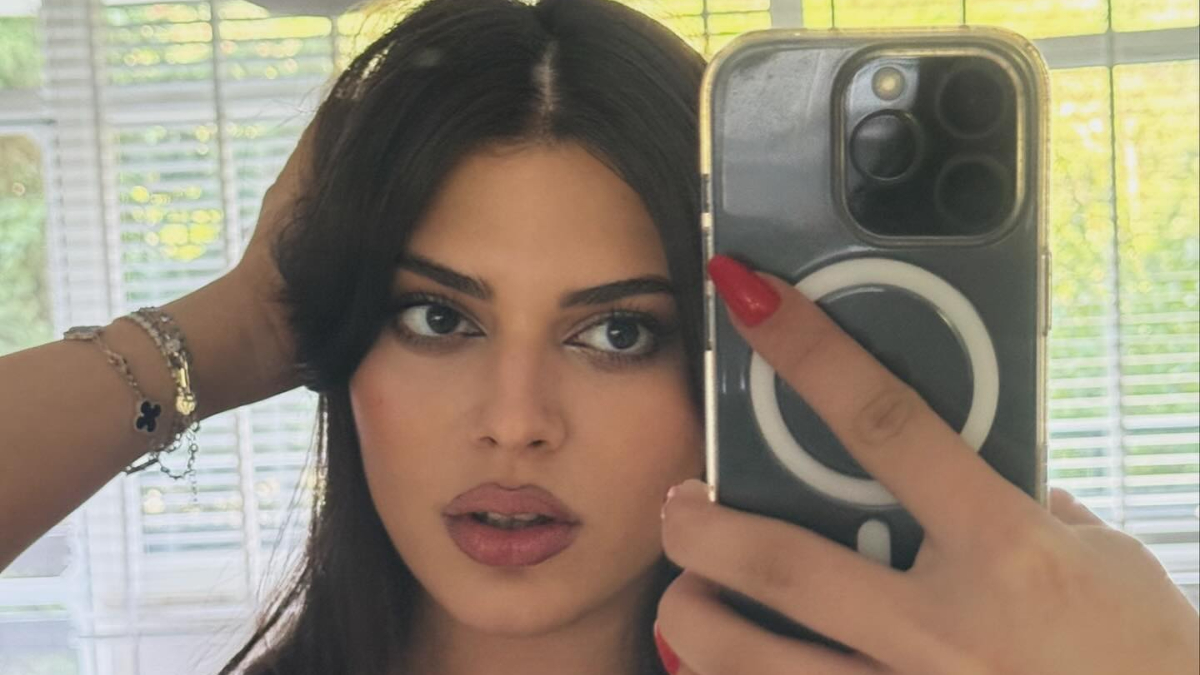 Derin Talu sevgilisinin ailesiyle tanıştı! Müstakbel kayınvalideyle poz