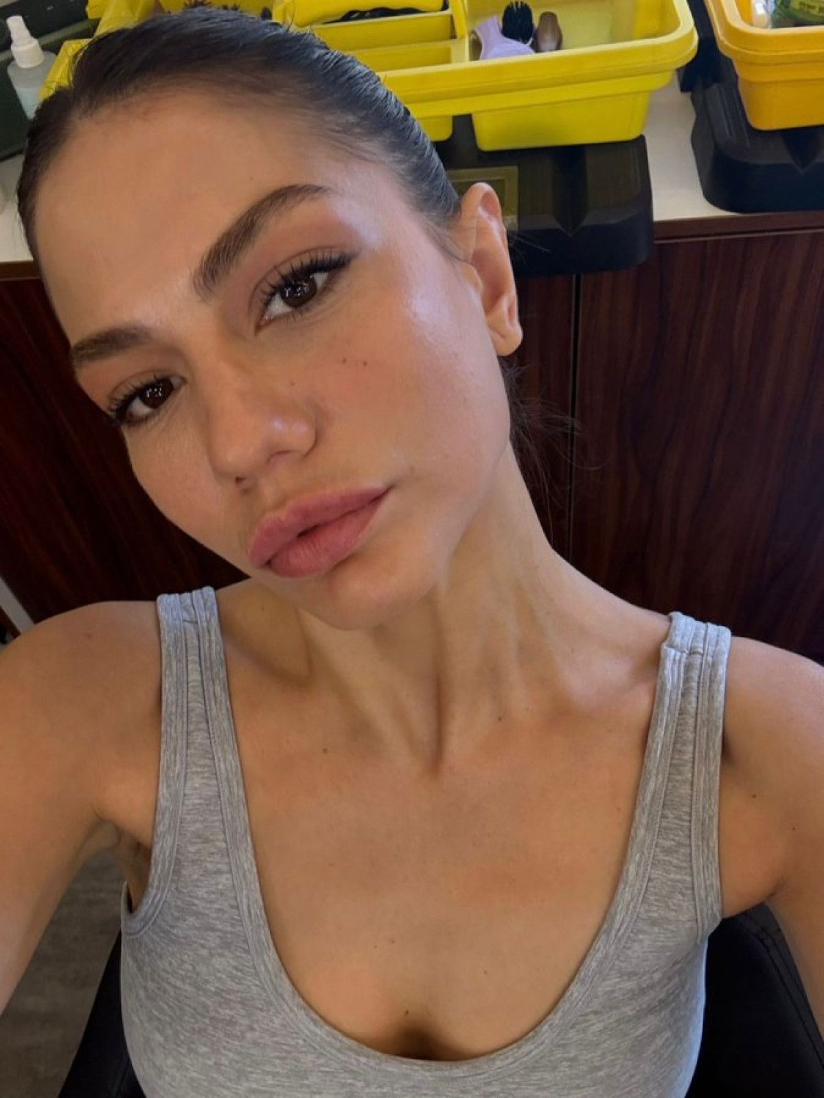 Demet Özdemir’den yeni kare! Son pozu sosyal medyada olay yarattı