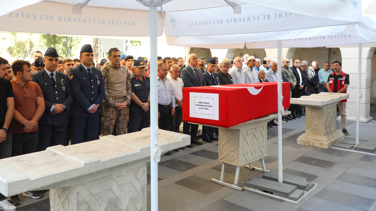 Kore gazisi Mükremin Erturan, Kayseri’de son yolculuğuna uğurlandı