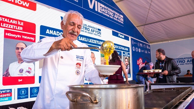 Afyonkarahisar’da Lezzet Şöleni tüm hızıyla devam ediyor