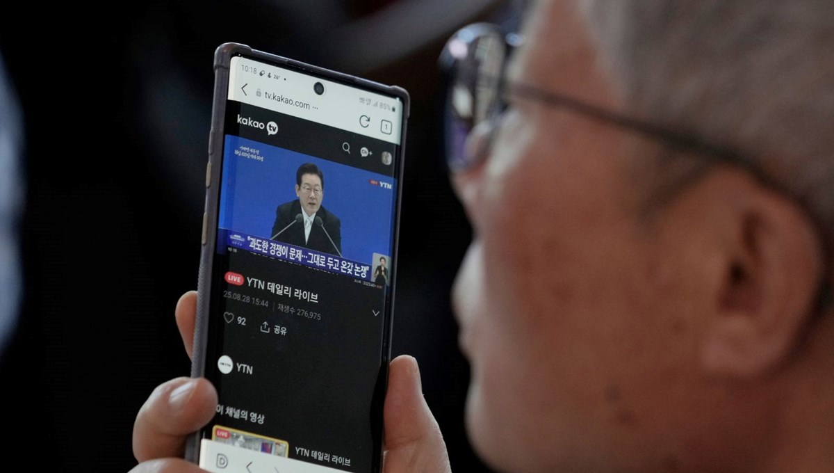 Japonya’dan radikal karar: Akıllı telefonlara günlük 2 saat sınırı