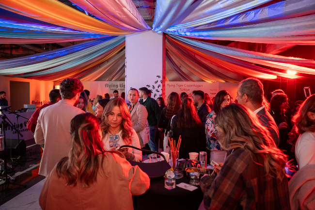 Flying Tiger Copenhagen, Türkiye’deki İlk Yılını Renkli Bir Etkinlikle Kanyon’da Kutladı! Flying Tiger Copenhagen, Türkiye’deki İlk Yılını Renkli Bir Etkinlikle Kanyon’da Kutladı!