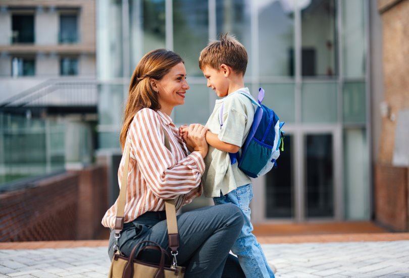 Okula dönüşte çocuğunuza nasıl destek olabilirsiniz? Okula dönüşte çocuğunuza nasıl destek olabilirsiniz?