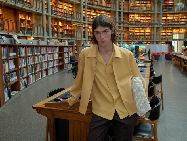 Sandro İlkbahar-Yaz 2026 Erkek Koleksiyon Gösterimi Paris Moda Hastası Kapsamında Fransa’nın Ulusal Kütüphanesinde Gerçekleşti