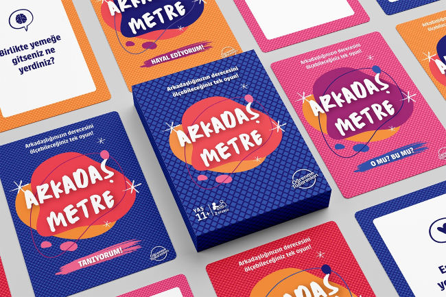 Arkadaşlık Bağlarını Eğlenceyle Birleştiren Oyun: “Arkadaş Metre” Arkadaşlık Bağlarını Eğlenceyle Birleştiren Oyun: “Arkadaş Metre”