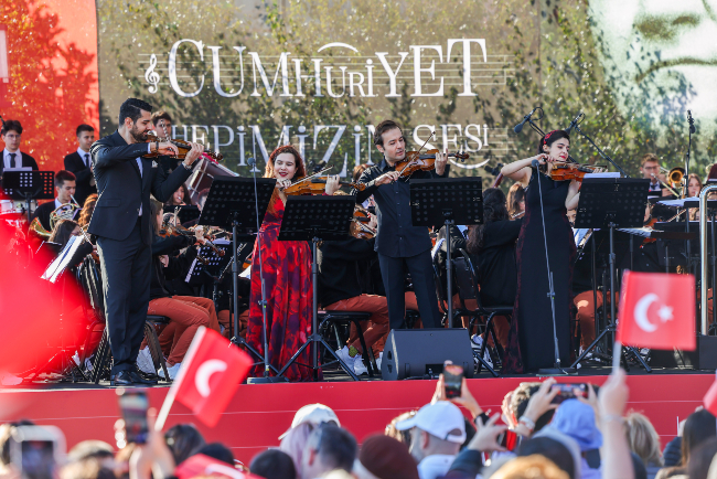 Galataport İstanbul Cumhuriyet’in 102. Yılını Çok Özel Etkinlikler ve Büyük Bir Coşkuyla Kutladı