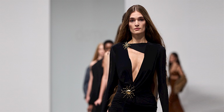 Yeni Nesil Broşlar: Geçmişten Gelen Zarafet Günümüzün Yaratıcılığıyla Buluşuyor