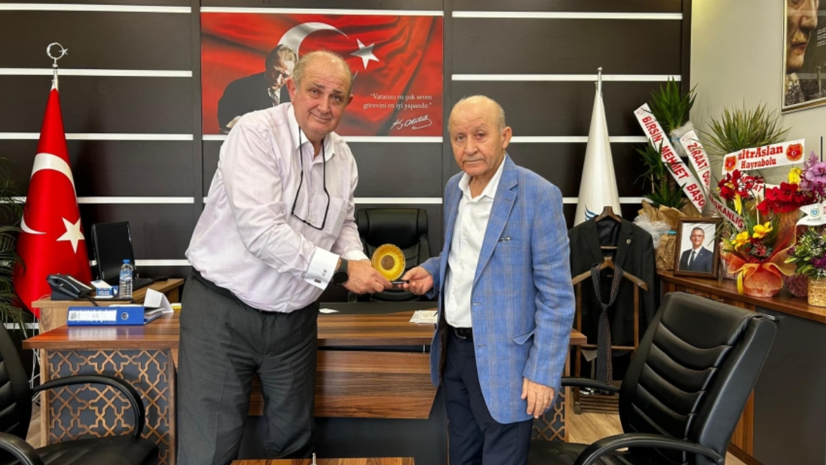 Hayrabolu Belediye Başkanı Tuncer Başoğlu, CHP’den istifa etti