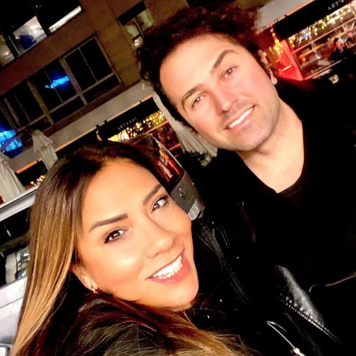 Işın Karaca eşi Can Yapıcıoğlu’na seslendi: “Seninleyken her şey daha güzel” Işın Karaca eşi Can Yapıcıoğlu’na seslendi: “Seninleyken her şey daha güzel”