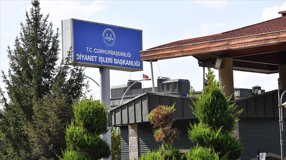 Diyanet’te kadrolar değişti: İşte yeni başkan yardımcıları ve genel müdürler
