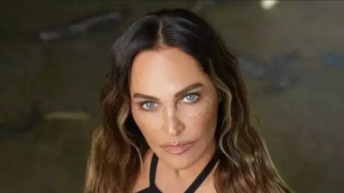 Hülya Avşar değişti! Yeni imajına yorum yağdı