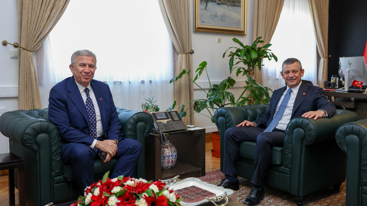 Mansur Yavaş, Özgür Özel’i ziyaret etti