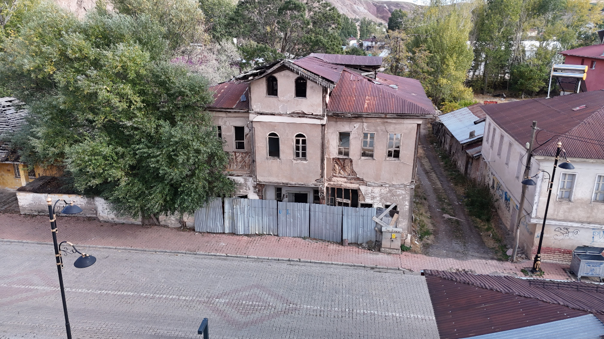 Sivas’ta zamana direnen asırlık konaklar