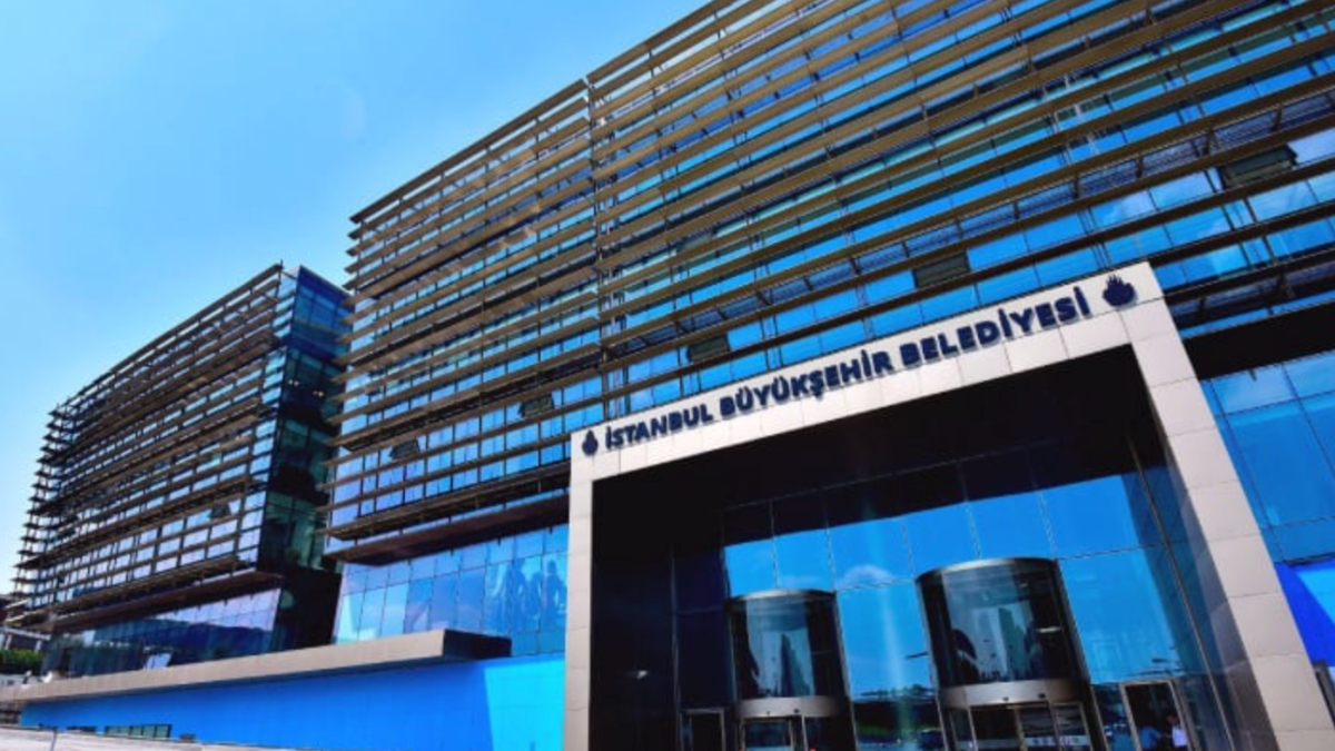 İBB yolsuzluk soruşturmasında 22 kişi ifade için emniyette