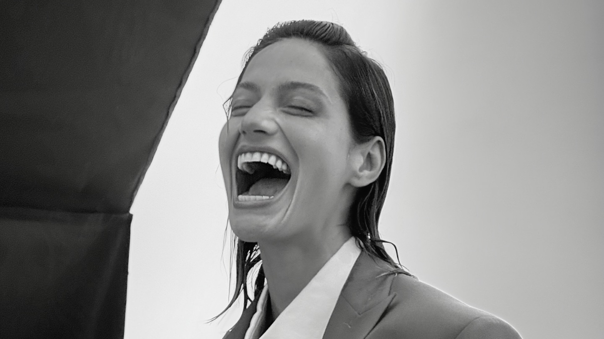 Gülcan Arslan taytlı tulumuyla gündemde! Görenler yorum yapmadan geçemedi Gülcan Arslan taytlı tulumuyla gündemde! Görenler yorum yapmadan geçemedi