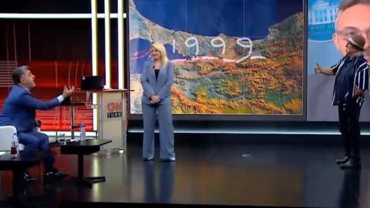 Prof. Dr. Şener Üşümezsoy canlı yayında sinirlendi: Yahu yeter be