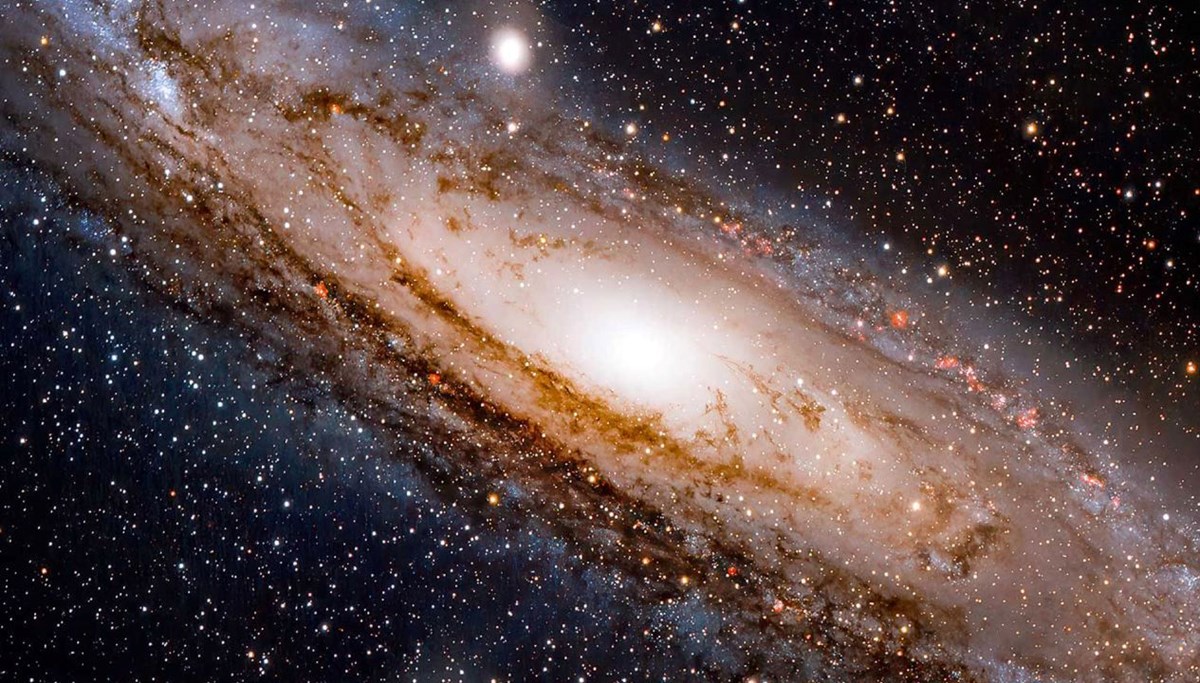 Samanyolu’nun merkezindeki kara delik uzay-zamanı nasıl büküyor? Samanyolu’nun merkezindeki kara delik uzay-zamanı nasıl büküyor?