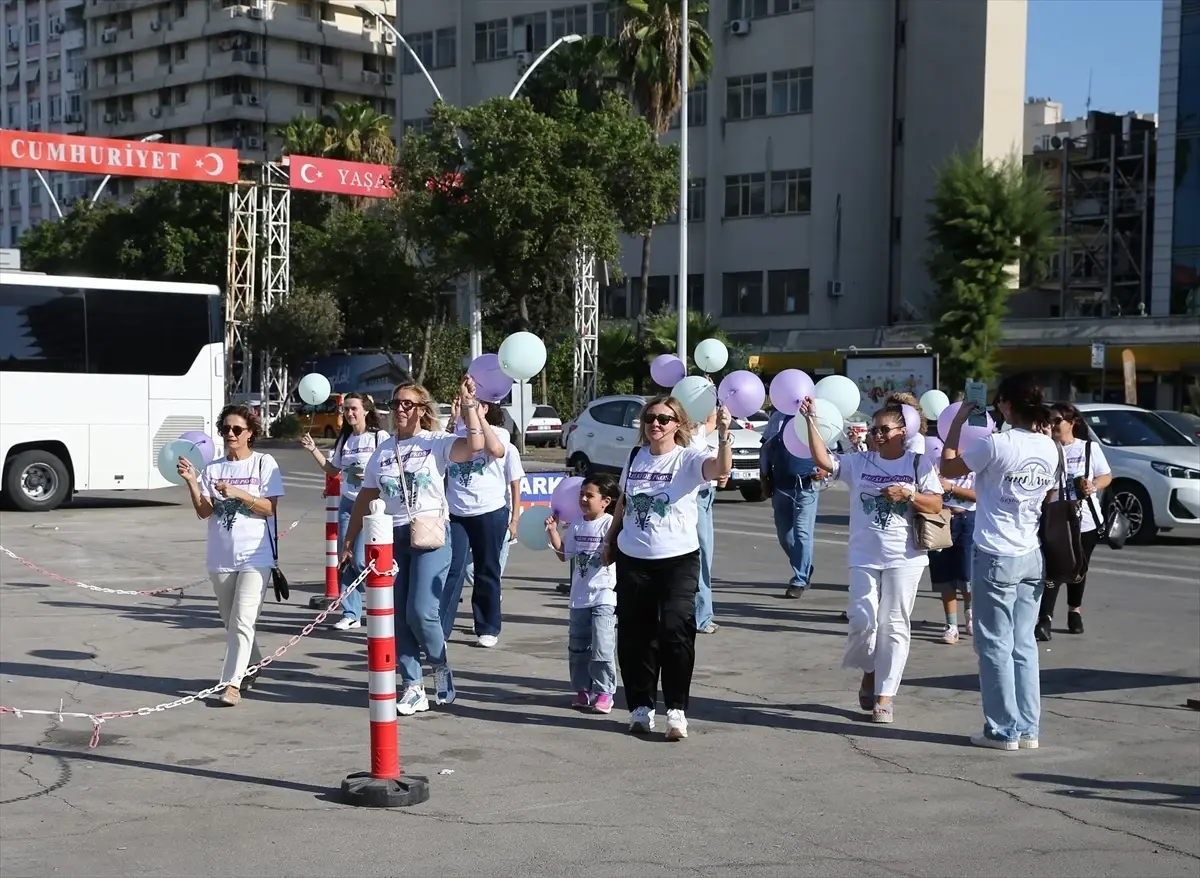 Adana’da Kadınlar Polikistik Over Sendromuna Dikkat Çekmek İçin Yürüyüş Yaptı