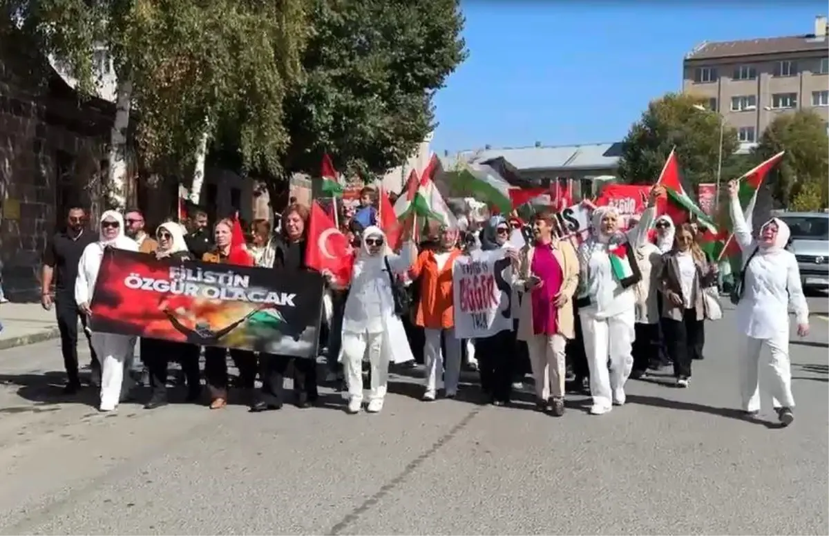 Ardahan’da Kadınlardan Filistin’e Destek Yürüyüşü