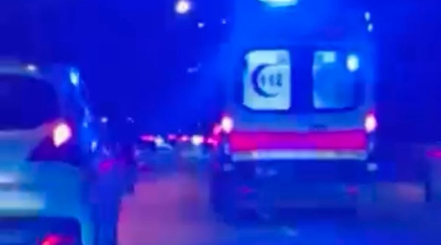 Bursa’da sürücüler, ‘fermuar sistemi’ ile ambulansa yol verdi