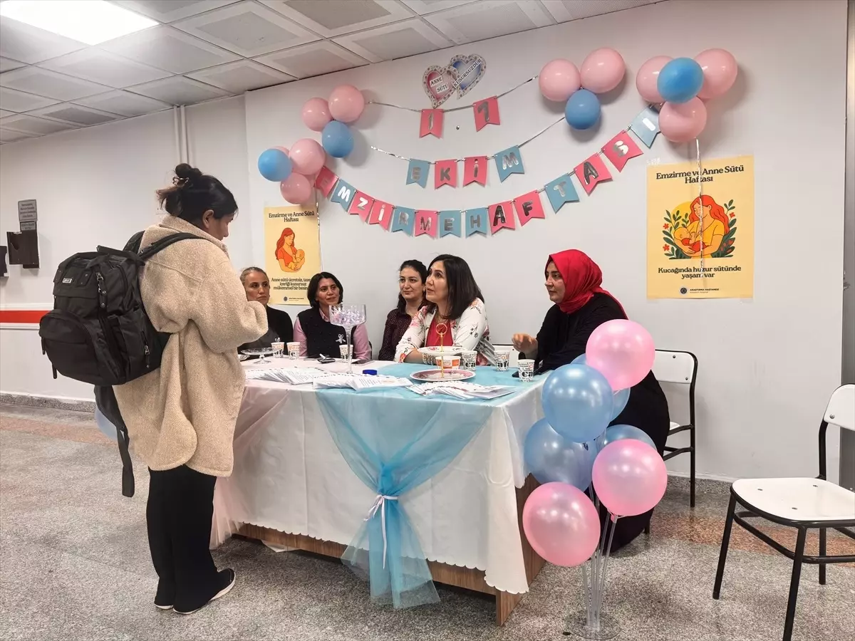 Anne Sütünün Önemi Aktivite ile Vurgulandı