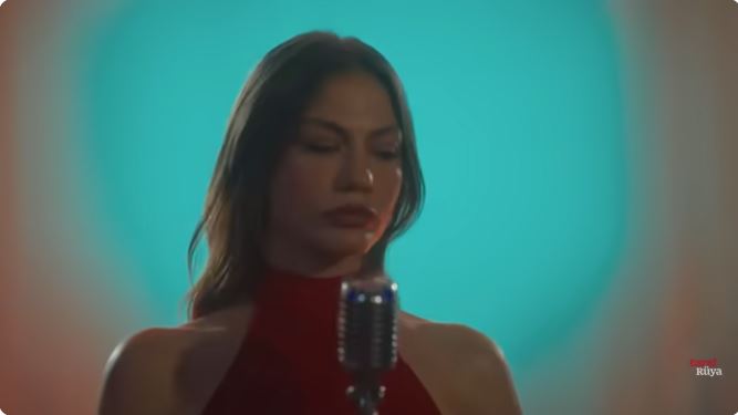 Eşref Rüya dizisi romantik anları ile izleyicileri mest etti!