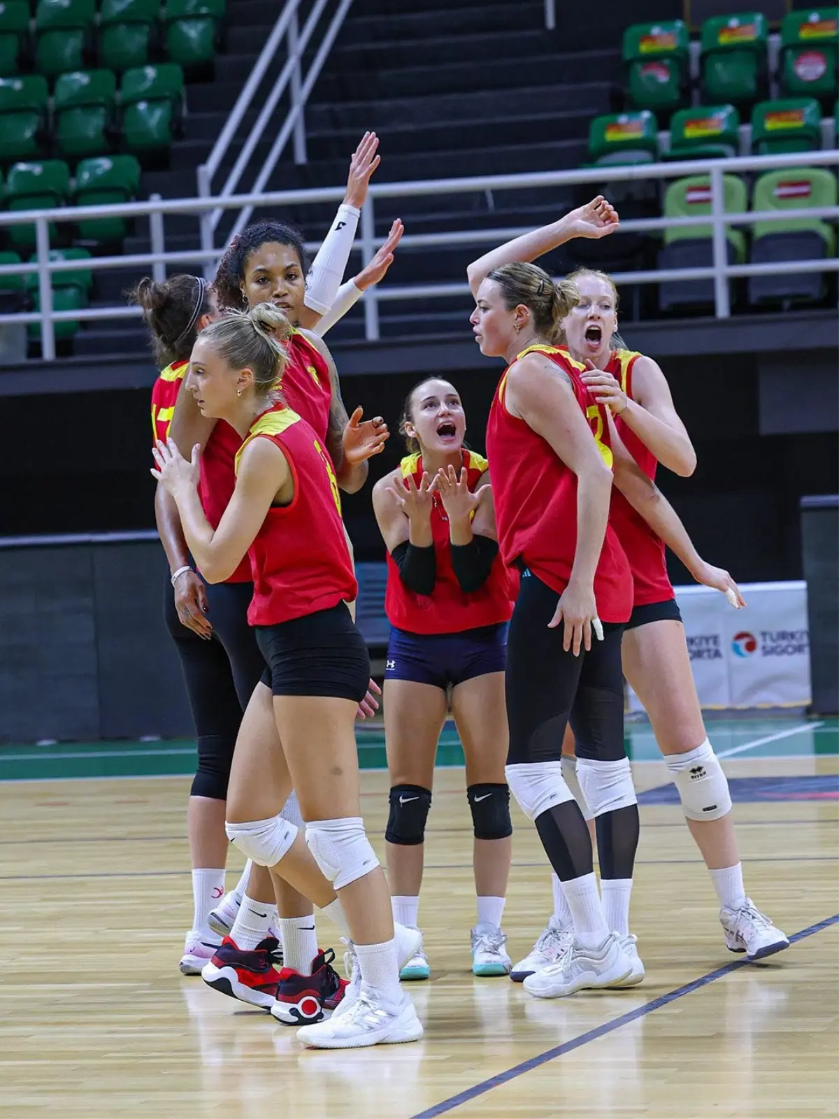Göztepe, Kadınlar Kupa Voley’de Aydın Büyükşehir ile Karşılaşıyor Göztepe, Kadınlar Kupa Voley’de Aydın Büyükşehir ile Karşılaşıyor