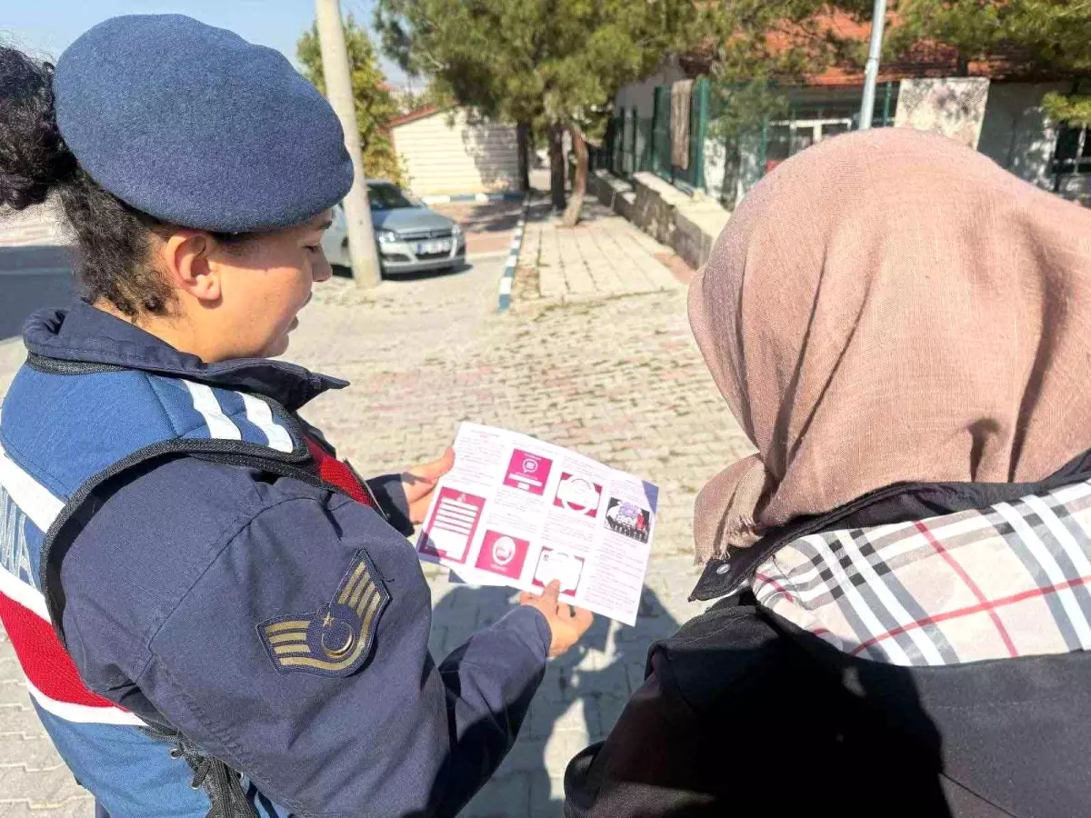 Kadına Şiddetle Mücadele İçin KADES Uygulaması Tanıtımı