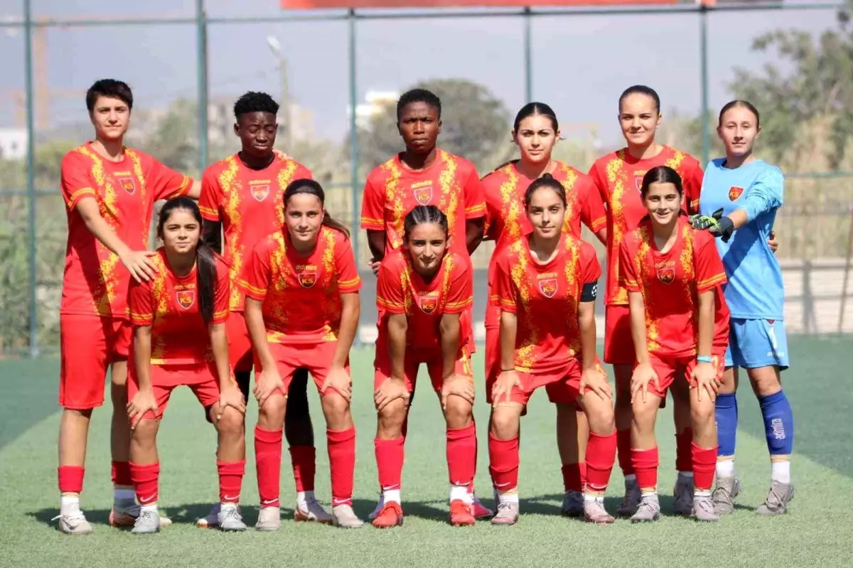 Kayseri Kadın Futbol Kulübü, Adana İdman Yurdu Spor’u Ağırlıyor