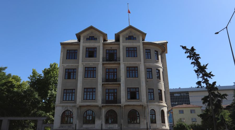 17 tıp fakültesine kilit