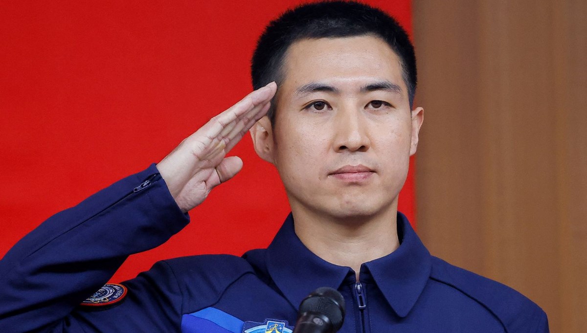 Çin en genç astronotunu ve fareleri uzaya gönderiyor