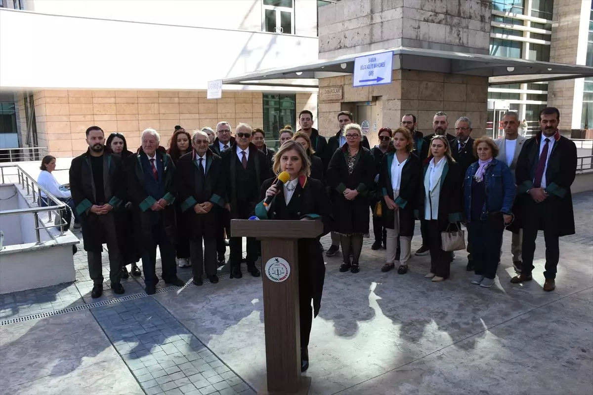 Samsun Barosu Kadın Hakları Komisyonu’ndan Kadın Cinayetlerine Tepki