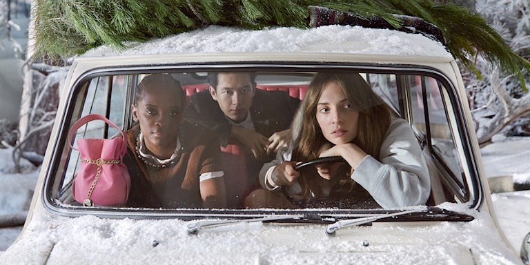 Prada’nın Kış Masalı: Holiday 2025 Kampanyası