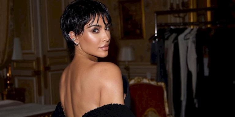 Kim Kardashian’ın Paris’teki Yeni Pixie Saç Modeli