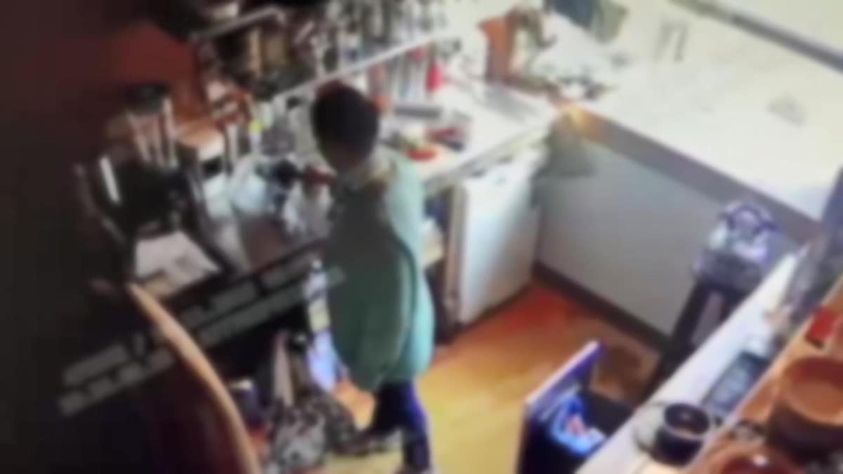 İstanbul’da kafede zehirlenme şüphesi: Kahve hazırlayan… İstanbul’da kafede zehirlenme şüphesi: Kahve hazırlayan…