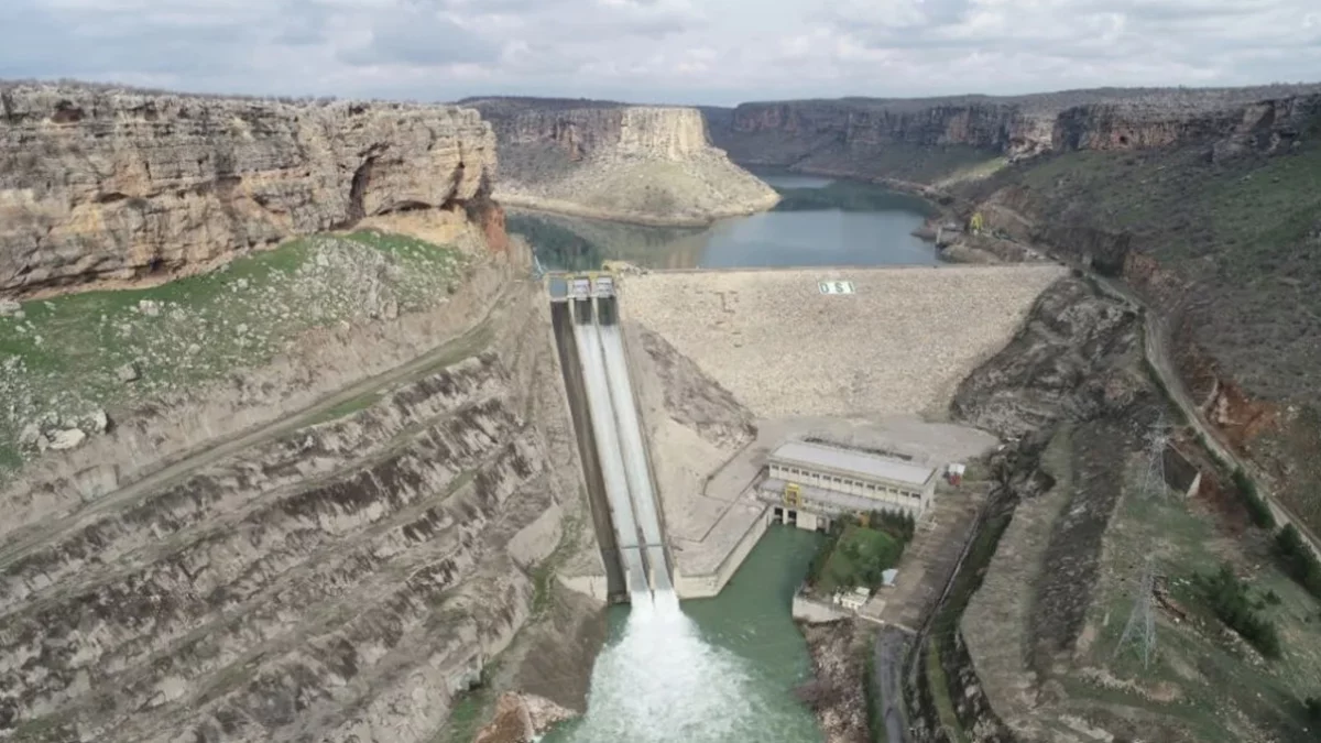 Dicle Barajı’nda Su Seviyeleri Kritik Düzeye İndi