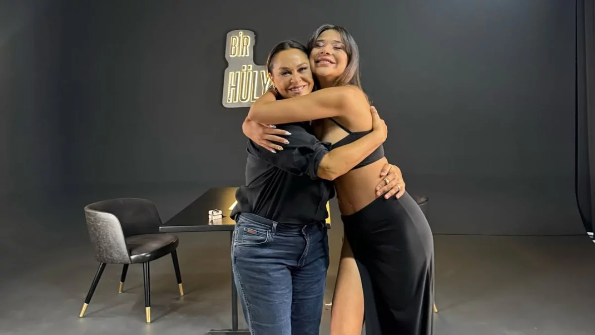 Hülya Avşar, Merve Taşkın’la ilgili suçlamaları reddetti Hülya Avşar, Merve Taşkın’la ilgili suçlamaları reddetti