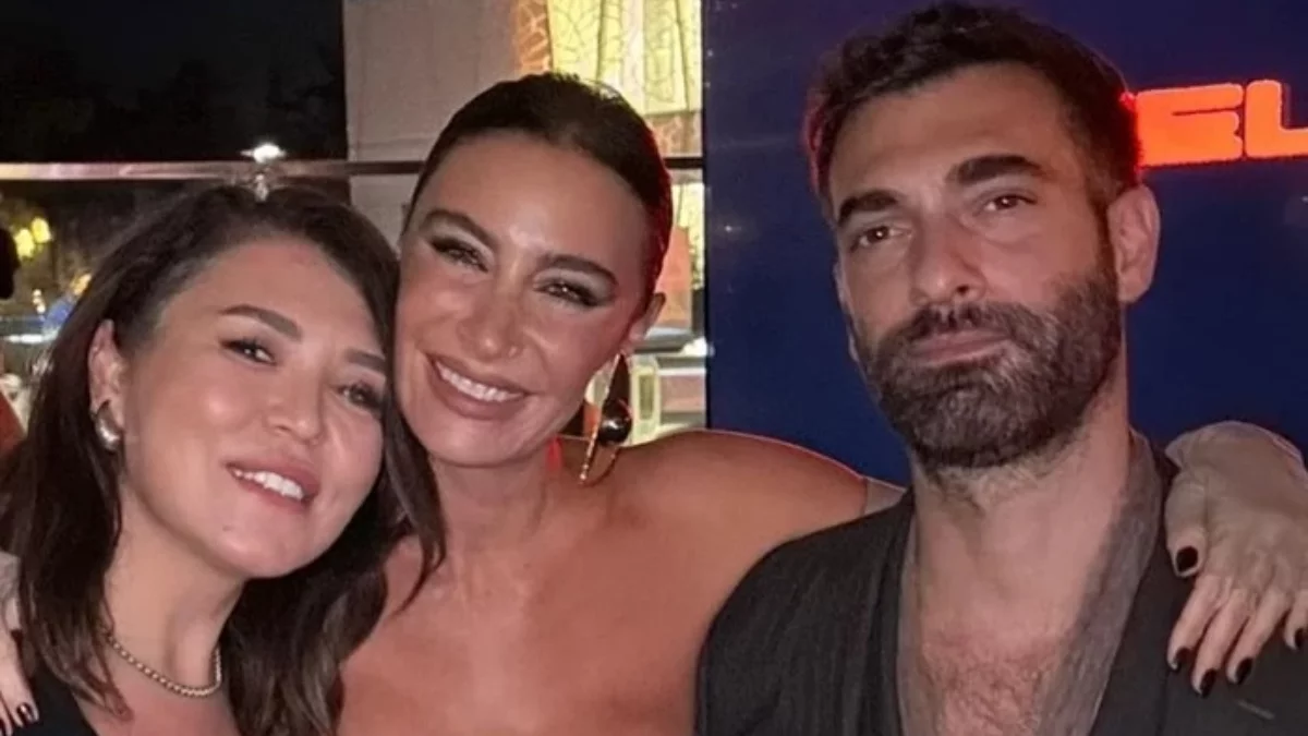 Sıla’nın lansmanında dikkat çeken elbisesi