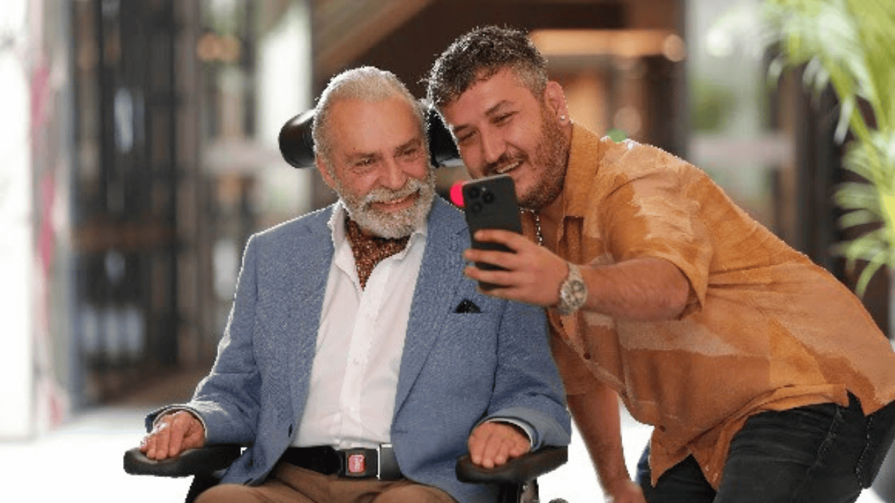 Gişenin Lideri ‘Yan Yana’ Avrupa Yolculuğuna Çıkıyor Gişenin Lideri ‘Yan Yana’ Avrupa Yolculuğuna Çıkıyor