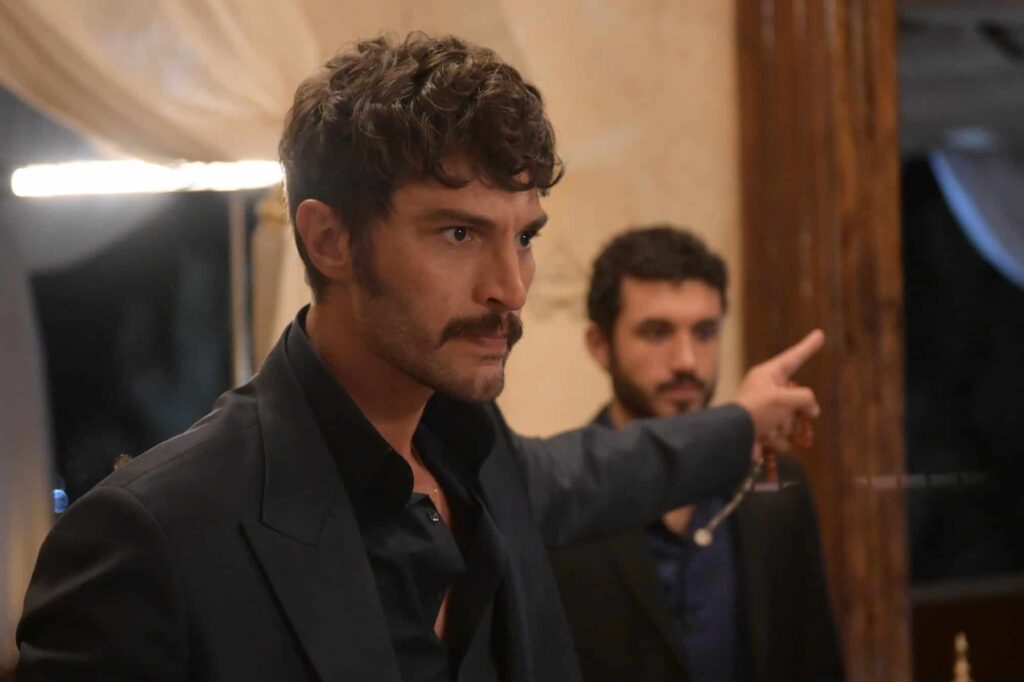 Halef: Köklerin Çağrısı 7. Bölümde Melek’in Soruları…