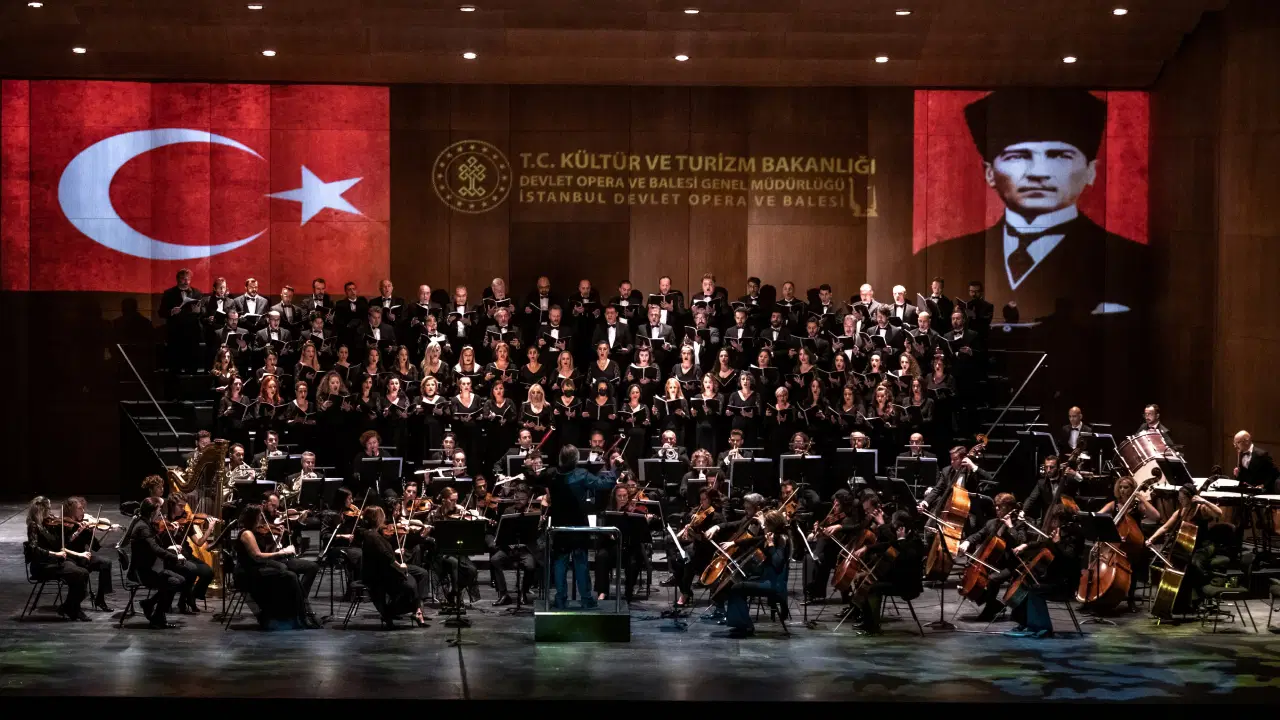 Cumhuriyet Bayramı Sanatla Coşkuyla Kutlanıyor