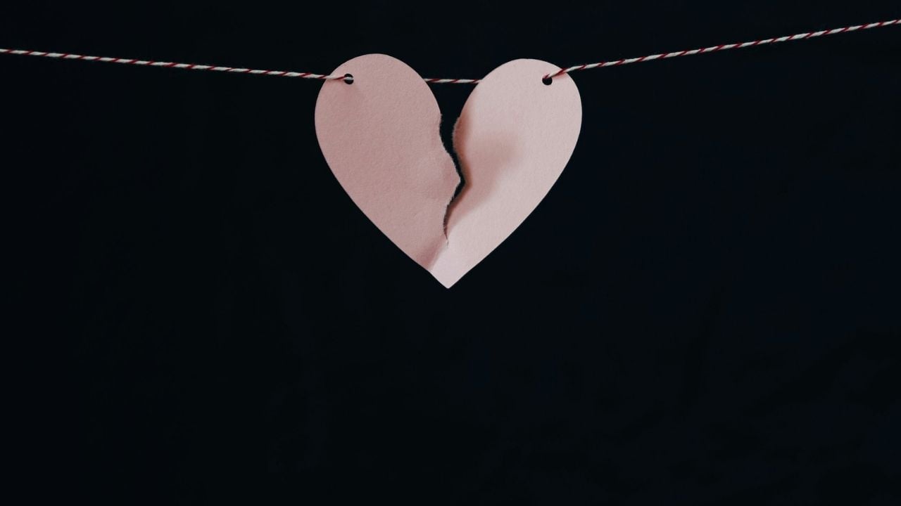 Ayrılmak İstemeden Biten İlişkiler: Sessiz Ayrılık Nedir? Ayrılmak İstemeden Biten İlişkiler: Sessiz Ayrılık Nedir?