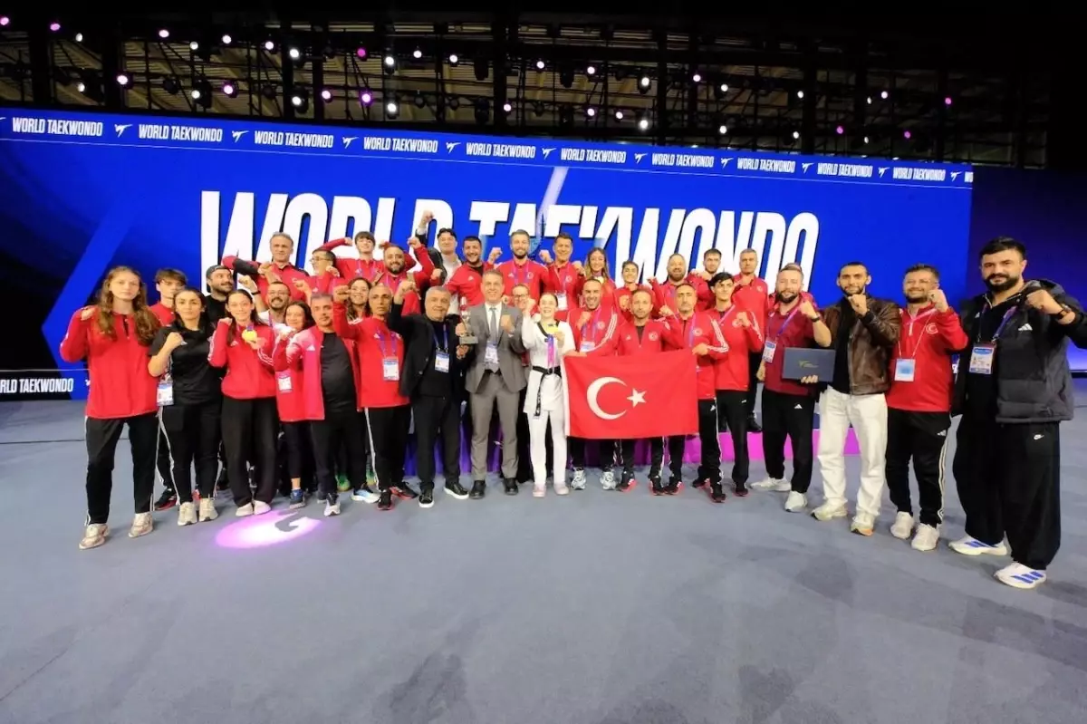 Merve Dinçel Kavurat Dünya Taekwondo Şampiyonu Oldu