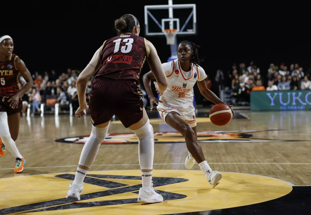 Çimsa ÇBK Mersin, Venezia’yı Yenerek İlk Galibiyetini Aldı