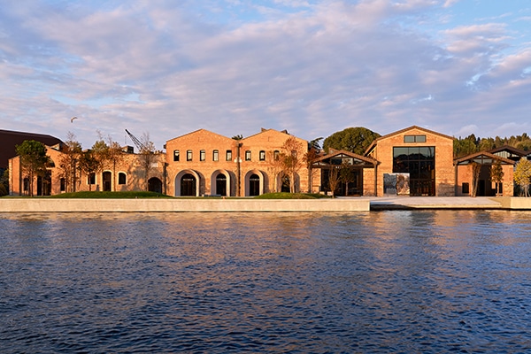 Beymen Tersane, Moda ve Sanatın Buluşma Noktası Oluyor Beymen Tersane, Moda ve Sanatın Buluşma Noktası Oluyor