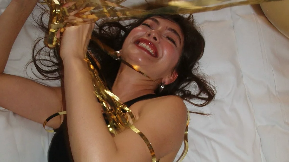 Neslihan Atagül ve Kadir Doğulu’dan Aile Pozu Paylaşımı